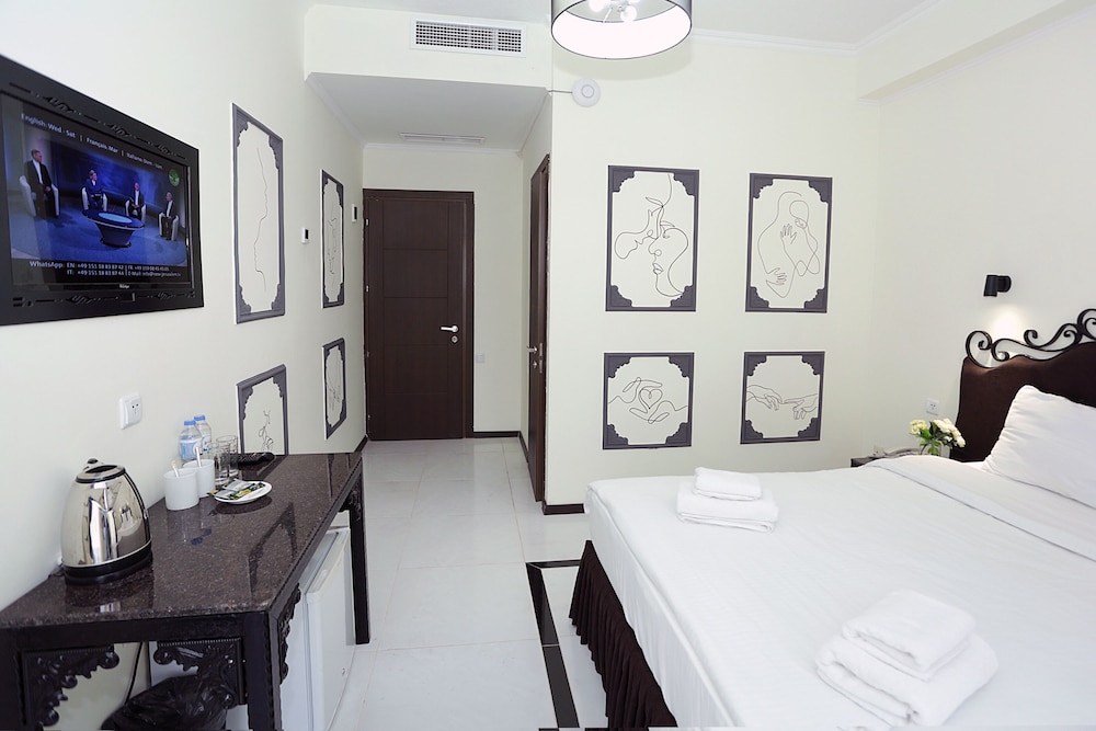 The one terrace hotel