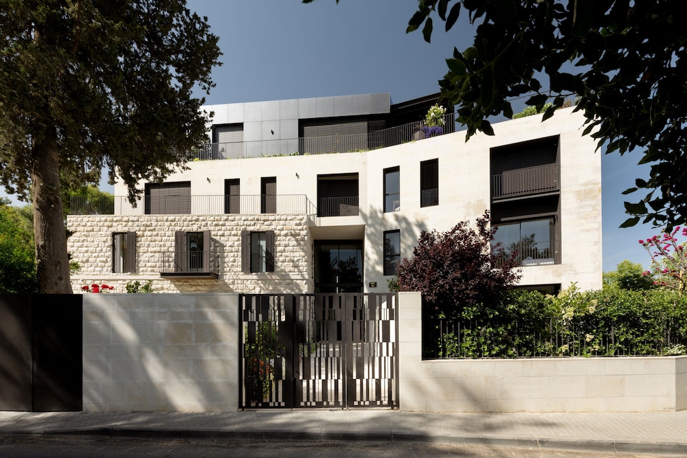 The Y House
