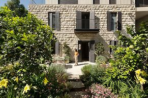 The Y House