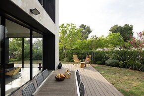 The Y House