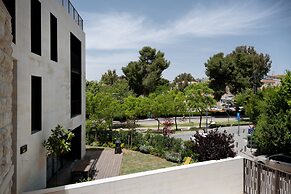The Y House