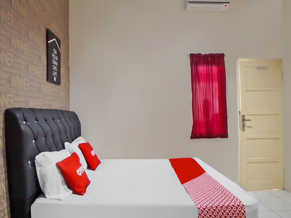 Hotel O N Guesthouse