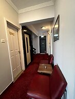 Headman Hotel