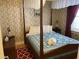 St. George Hotel
