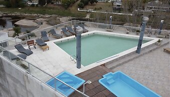 HOTEL GOLEN ROSS