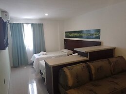 HOTEL GOLEN ROSS
