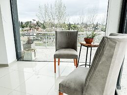HOTEL GOLEN ROSS