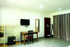 Nary Villa
