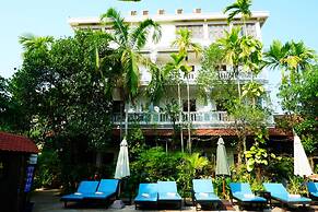 Nary Villa