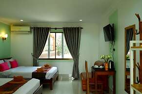 Nary Villa