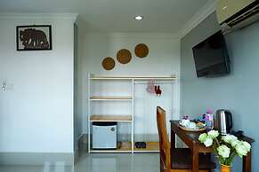Nary Villa