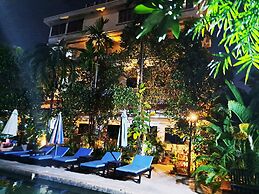 Nary Villa