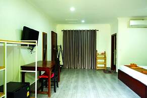 Nary Villa