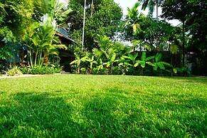 Nary Villa