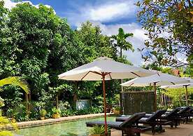Nary Villa