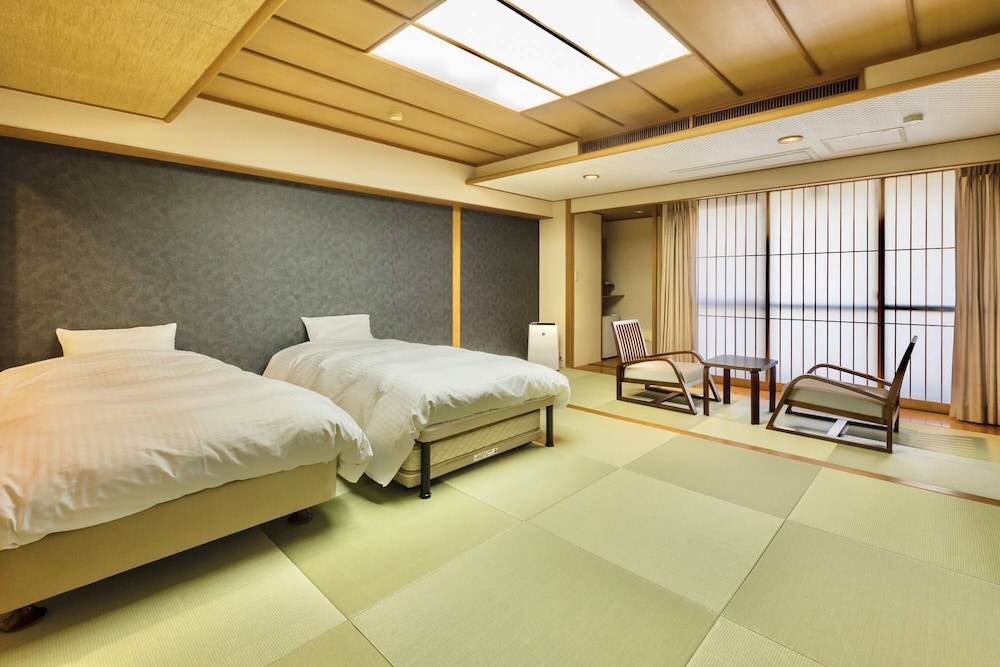 Japanese Onsen Ryokan KOHAKUEN