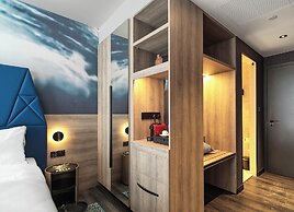 NYX Hotel Limassol