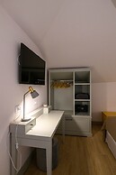 Kannas Mani-Luxury Suites- Adults friendly 14+