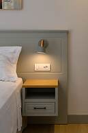 Kannas Mani-Luxury Suites- Adults friendly 14+