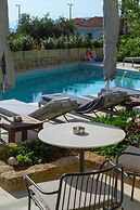 Kannas Mani-Luxury Suites- Adults friendly 14+