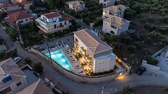 Kannas Mani-Luxury Suites- Adults friendly 14+