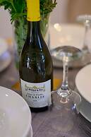 Kannas Mani-Luxury Suites- Adults friendly 14+
