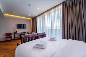 Makmani Hotel
