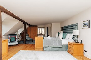 The Whistler s Perch - From 1100 Per Night