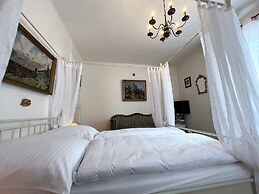 Villa Mai