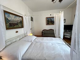Villa Mai