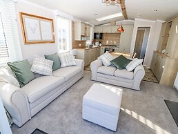 Vendee Lodge