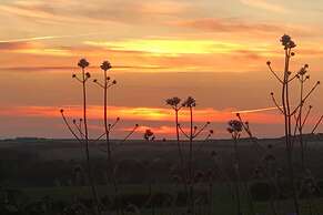 Little Linney - Sleeps 2 - Garden - Parking - Wifi