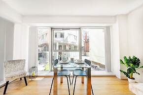 Luxury City Centre Gem, Prime Location