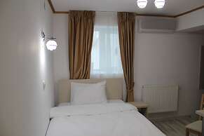 Hotel Marina SRL