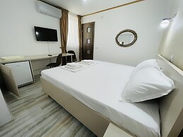 Hotel Marina SRL