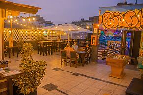 THAY83 HOSTEL