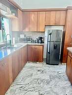 2 Minutes Walk to Beach Huge 3 bdrm Condo with Pool