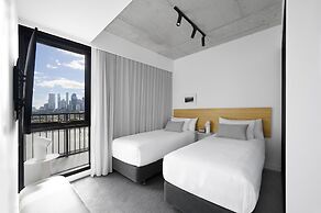Nesuto Docklands Apartment Hotel