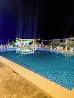 Cebu One Tectona Resort Hotel