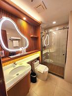 Cebu One Tectona Resort Hotel