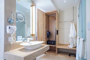 SQUARE hotel