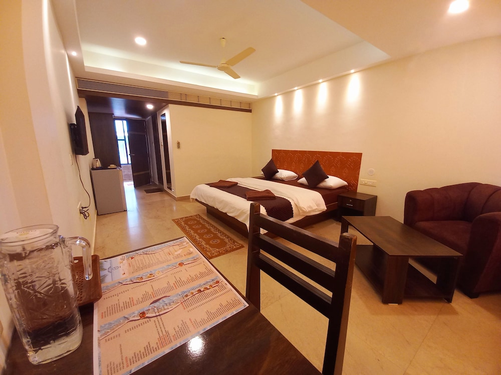 Famafa Beach Resort