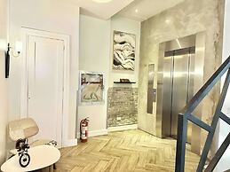 Voss Condominium