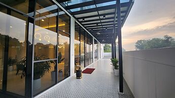 Wellesley Hotel