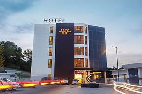 Wellesley Hotel