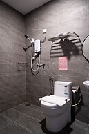 RM Hotel Muar