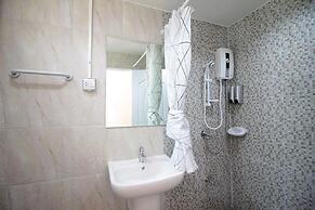 R 17 Living Hotel