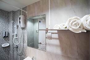 R 17 Living Hotel