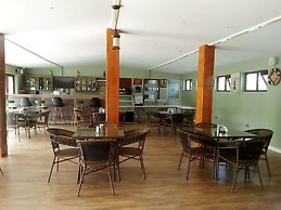 Zebi Ecolodge