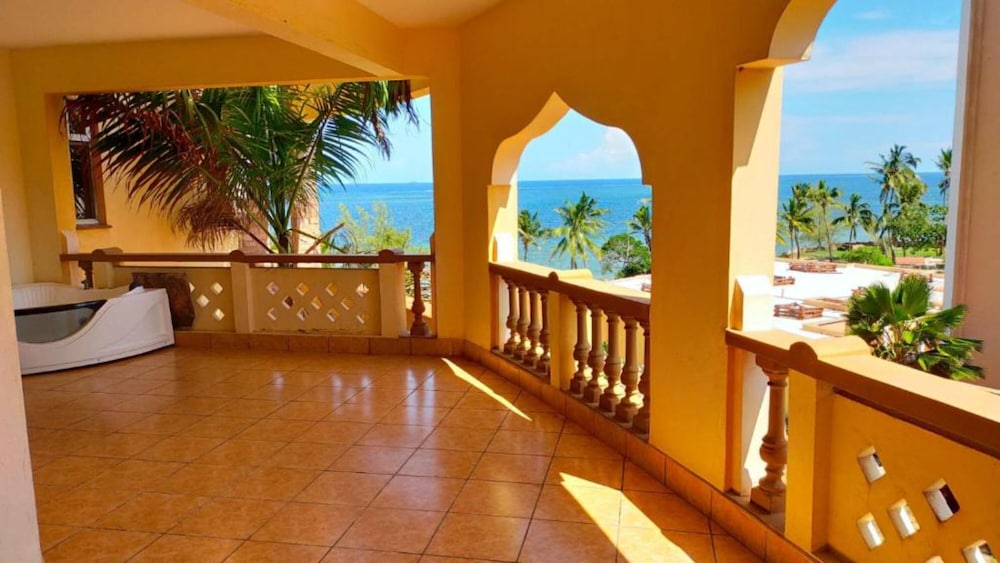Shanzu Beachfront Suites